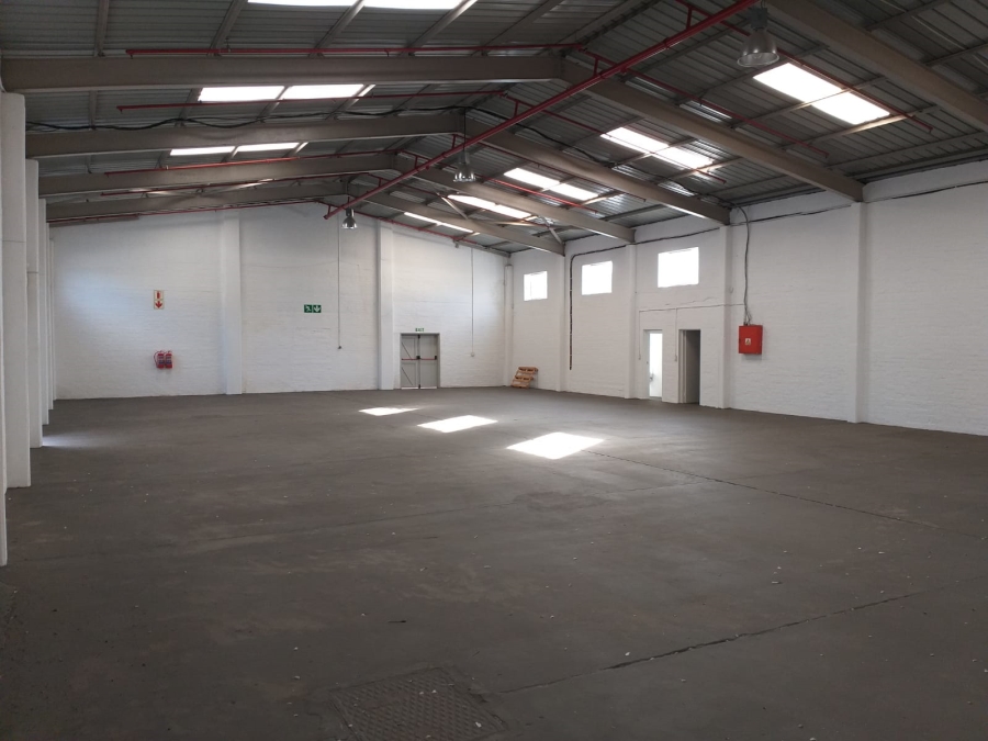 To Let Commercial Property for Rent in Maitland Western Cape